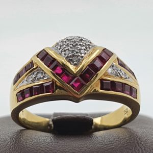 Bague Couronne – Or – Rubis – Diamant